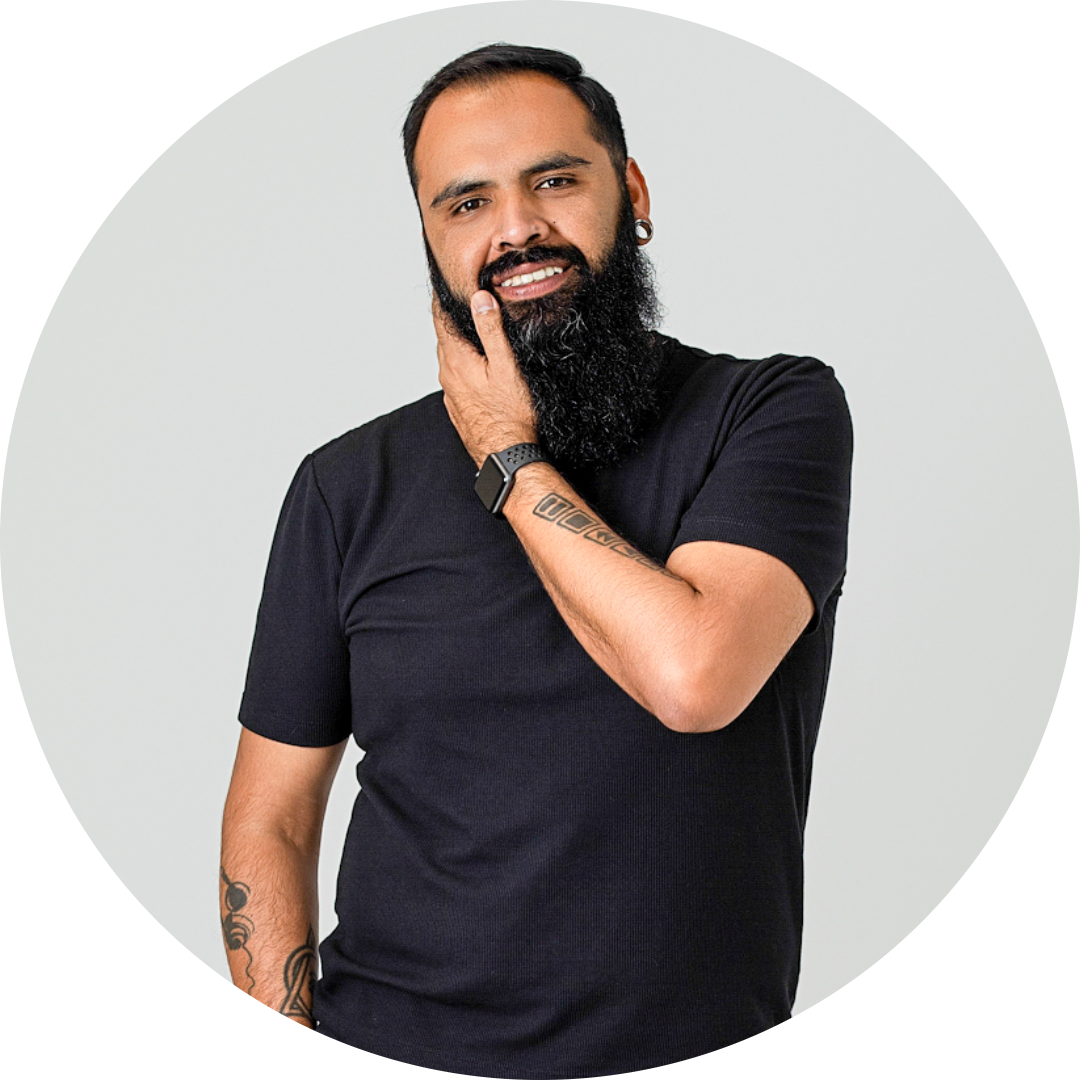 Psicólogo y sexólogo escribe relatos eroticos para despertar tu imaginación y llevarte a lugares deliciosos